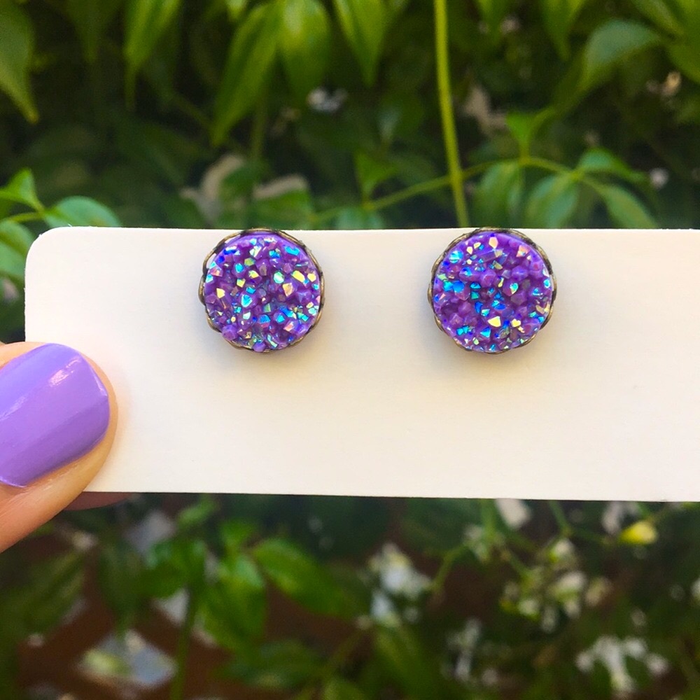 Iridescent Lilac Aurora Borealis Druzy + Antique Brass Filigree Earrings - Picture 7 of 9